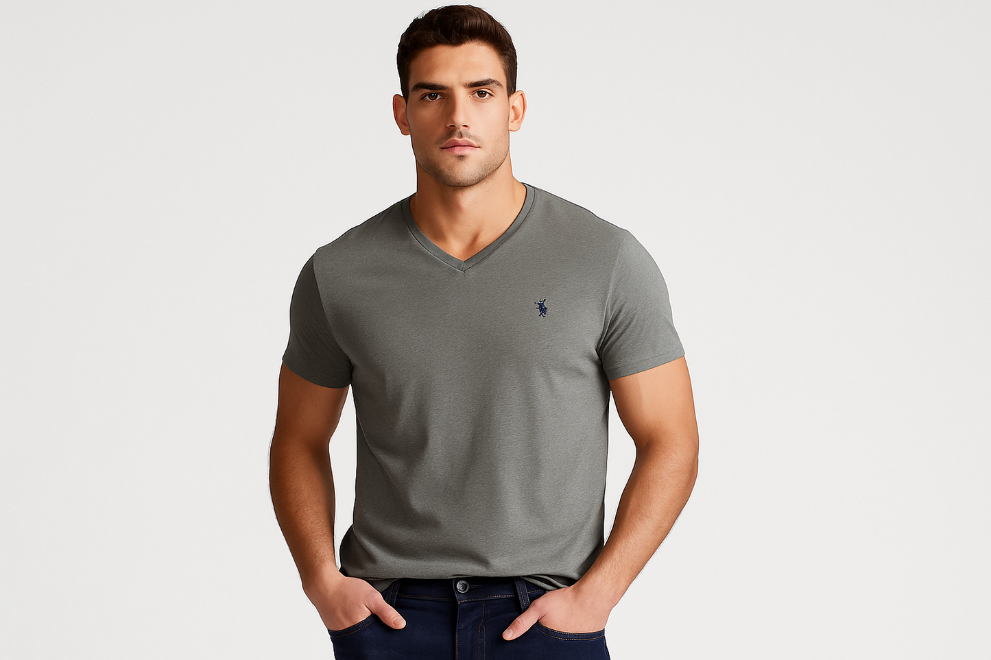 Modelo atlético XL - pose casual