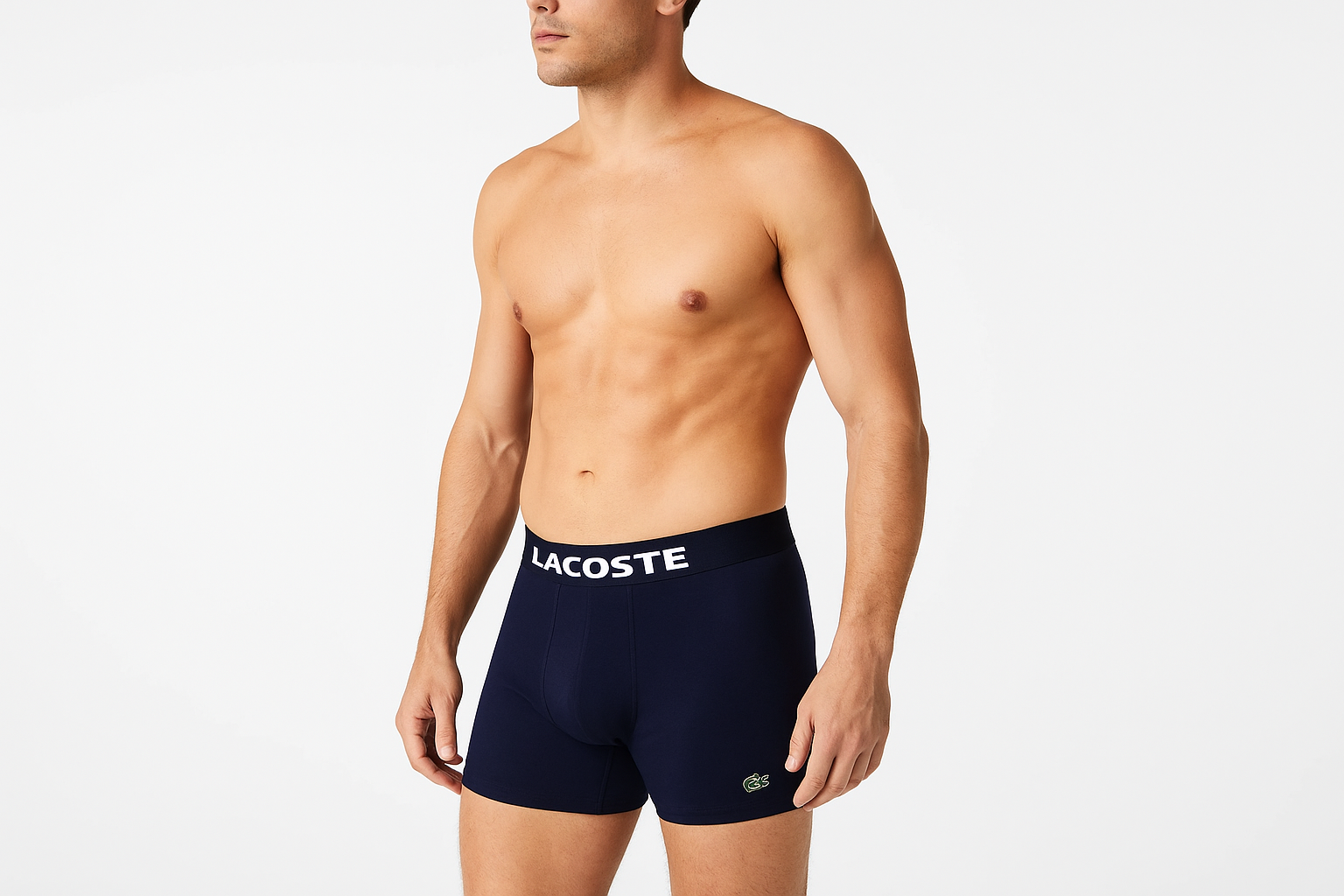 Modelo azul marino boxer corto tres cuartos