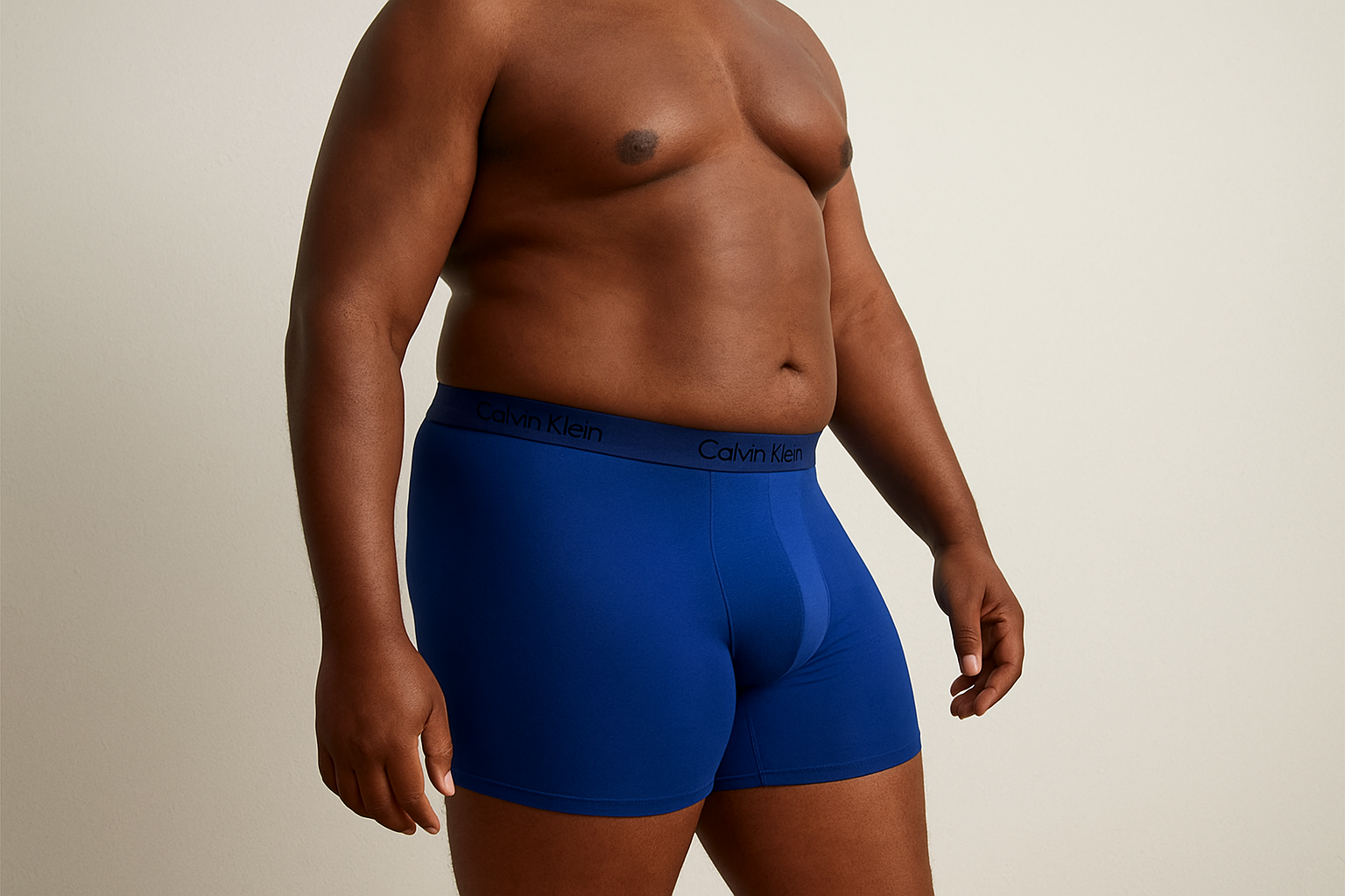 Modelo boxer azul real lateral