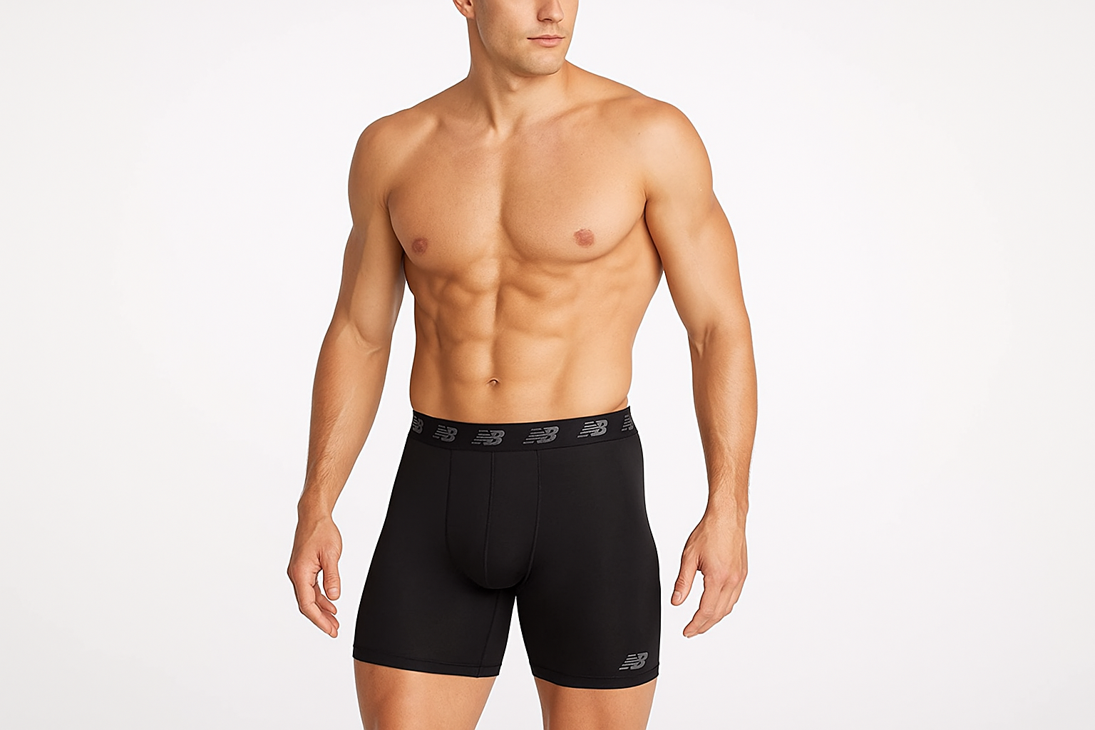 Modelo con boxer negro