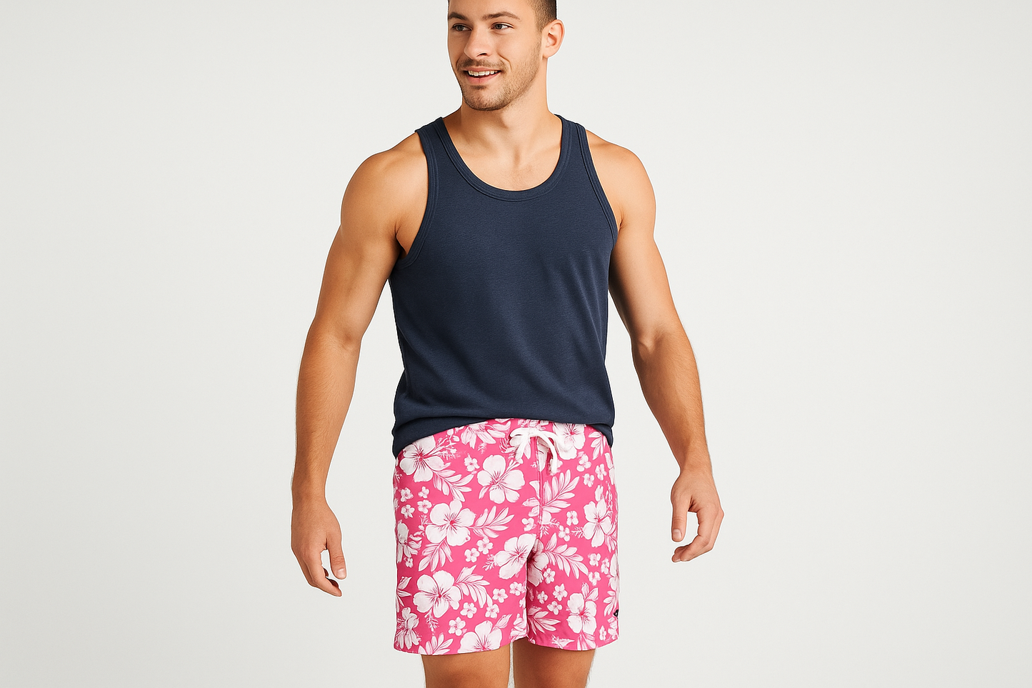 Modelo con tank top azul marino