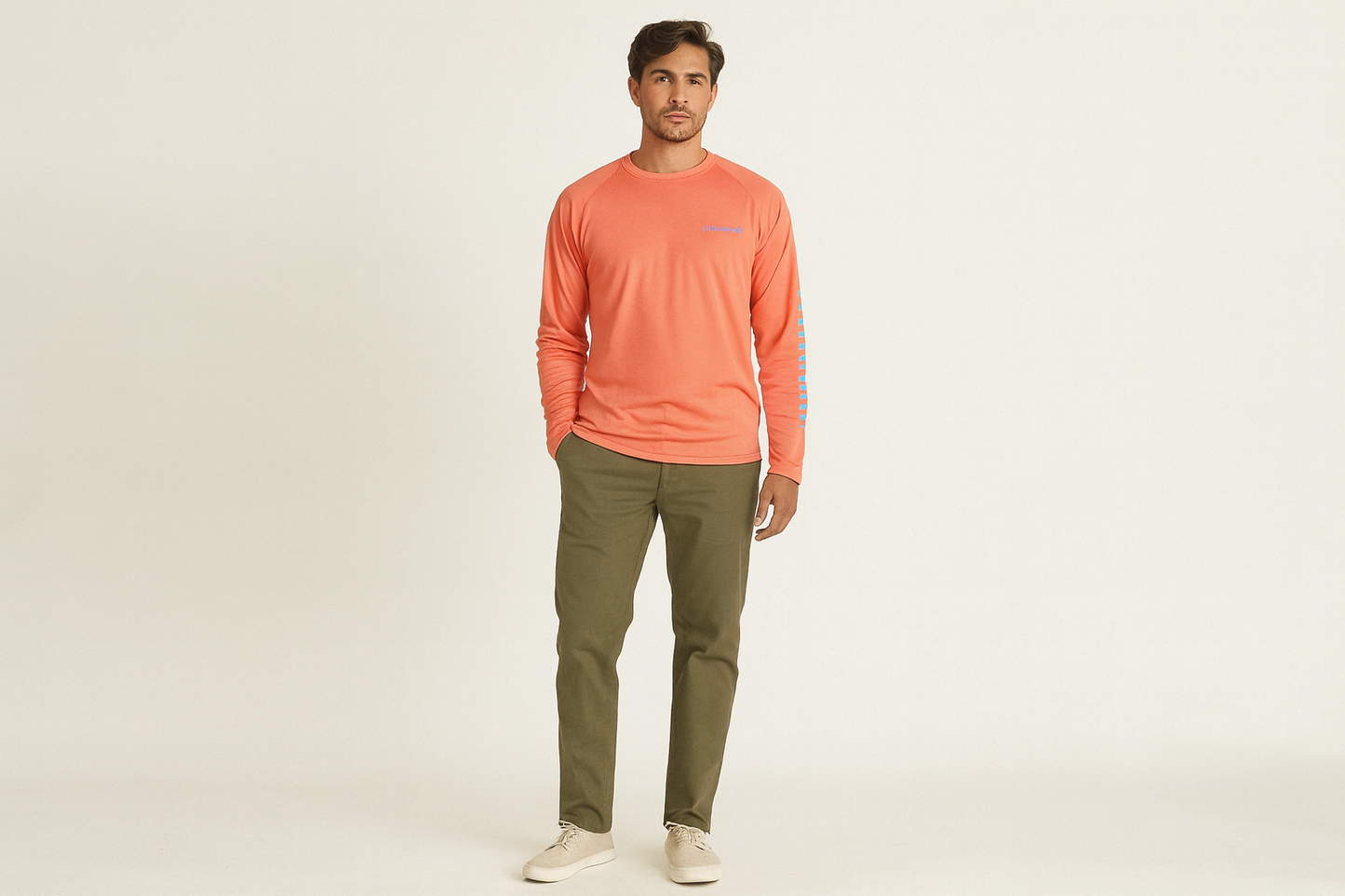 Modelo look smart casual Columbia