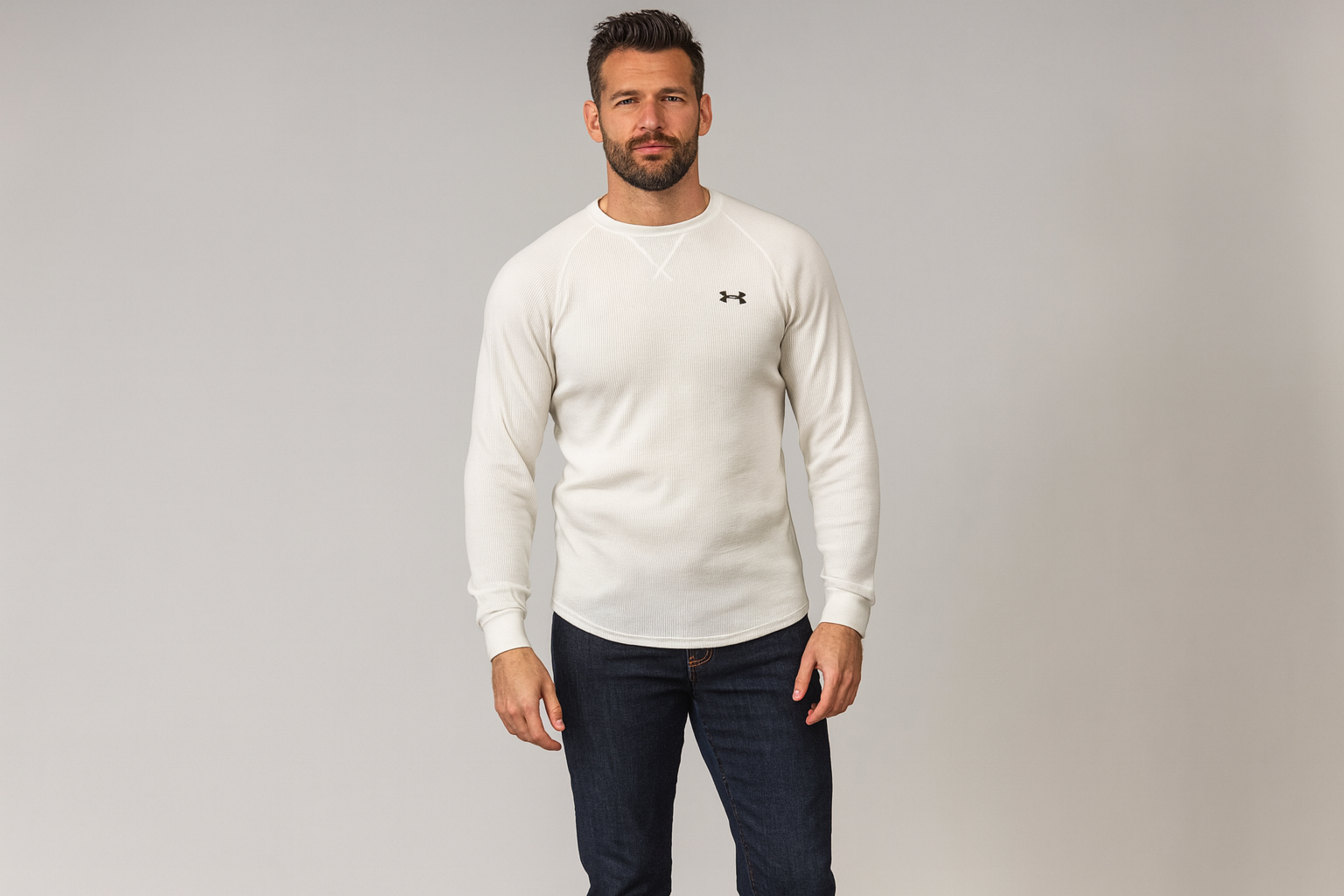 Modelo look weekend Under Armour