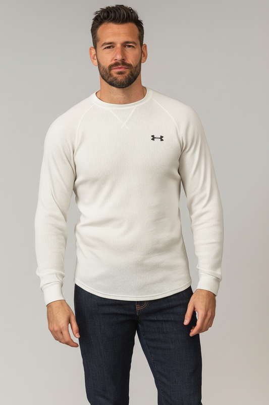 Modelo look weekend Under Armour