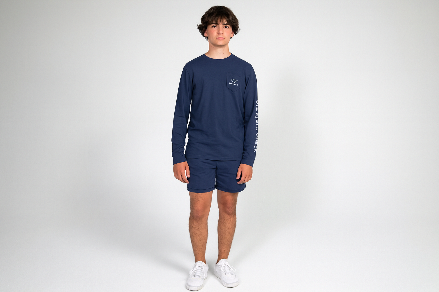 Modelo niño look sporty