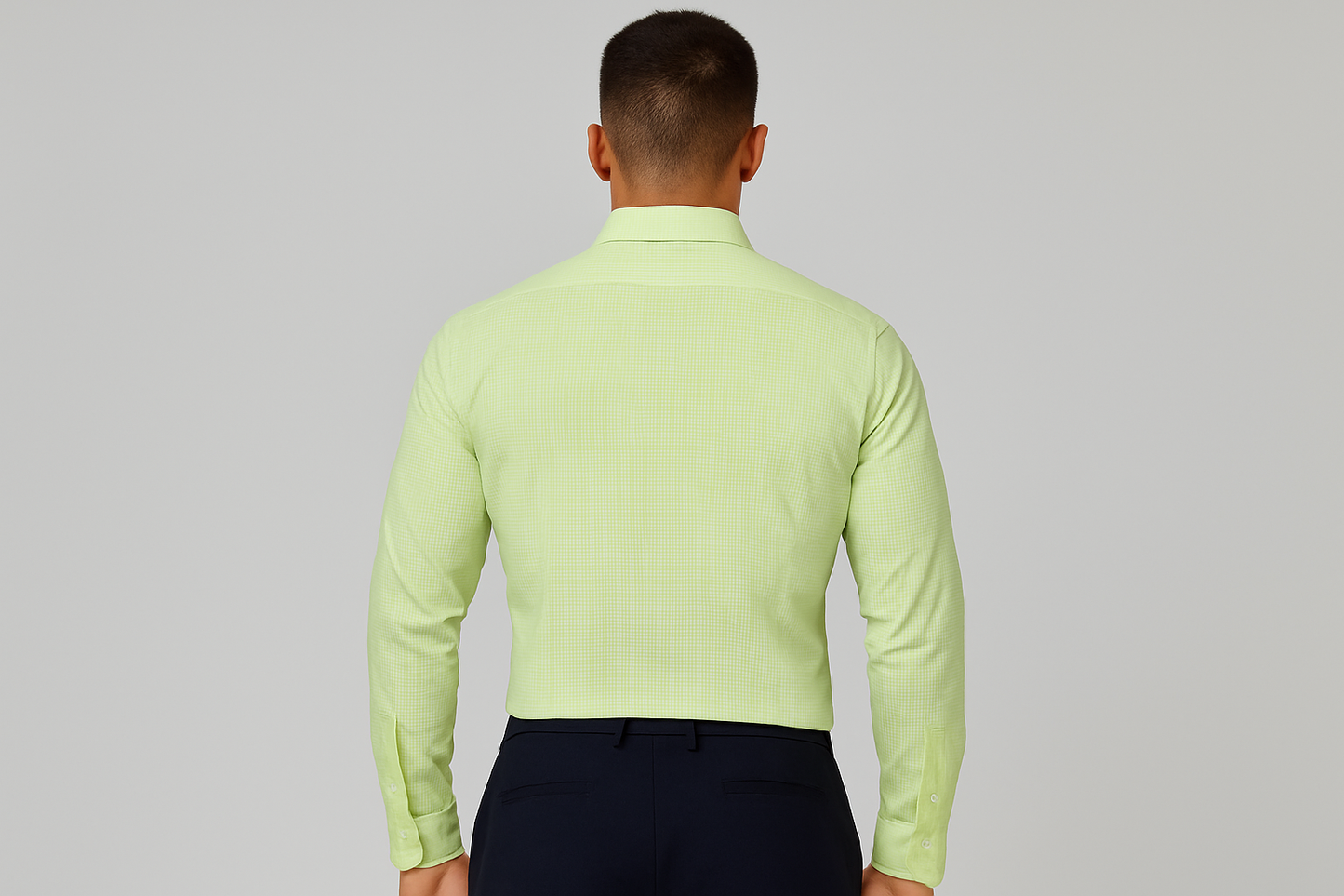 Modelo - Vista trasera sin logo