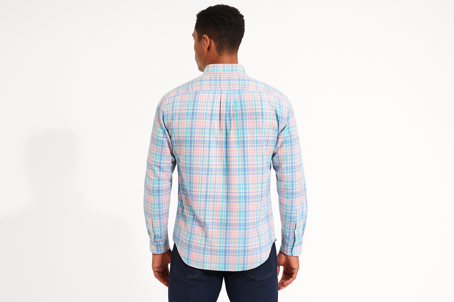 Modelo - Vista trasera