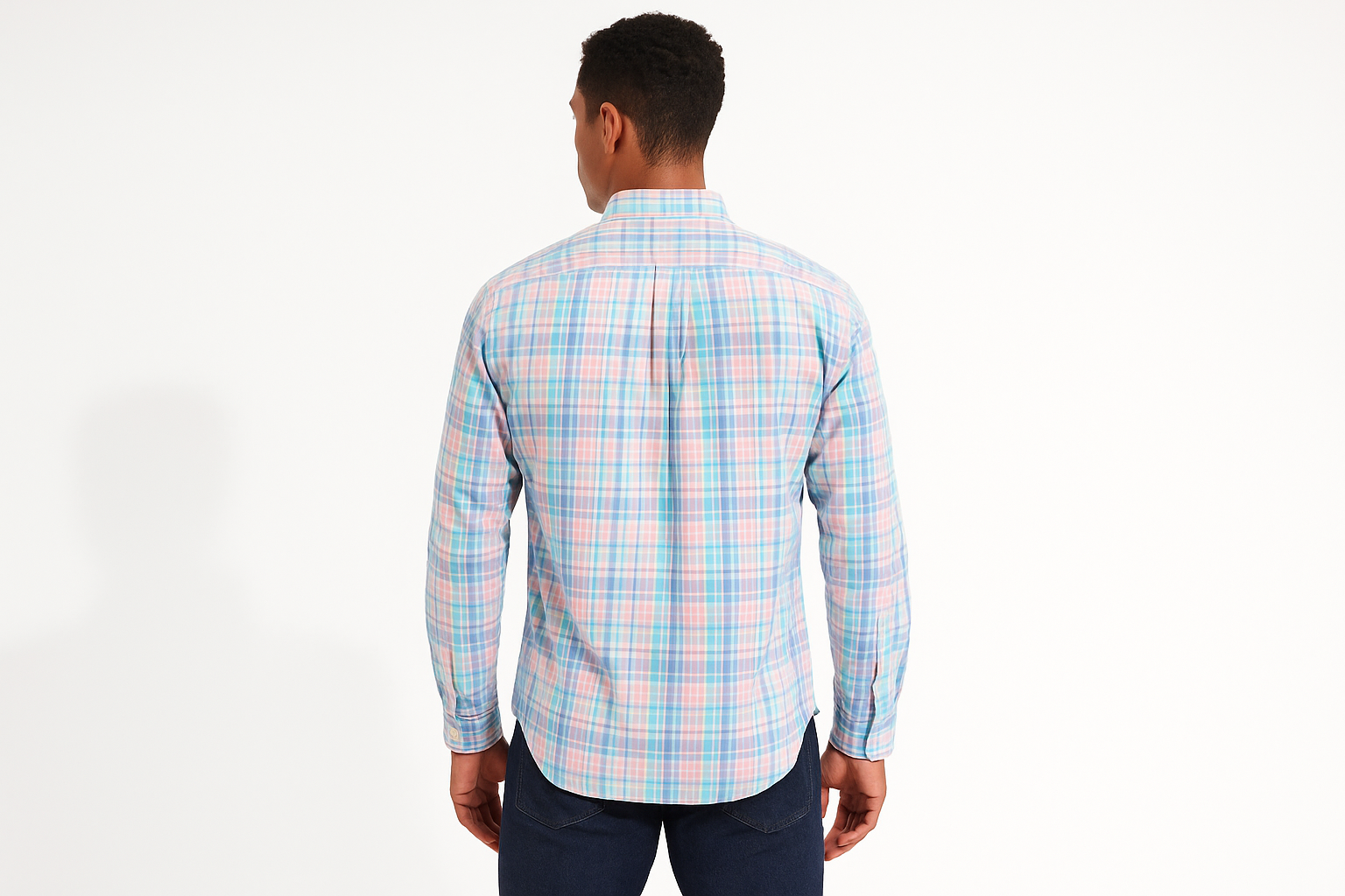 Modelo - Vista trasera