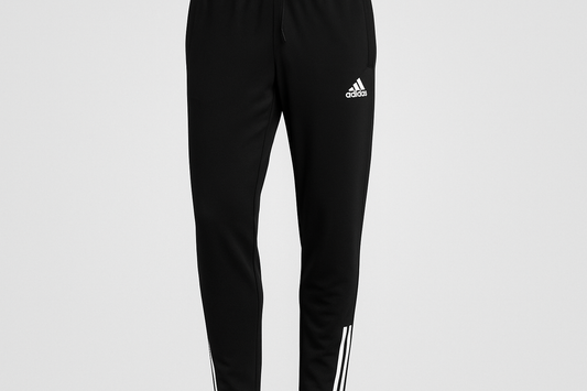 Pantalón Jogger Adidas vista frontal con 3 líneas en ambas piernas