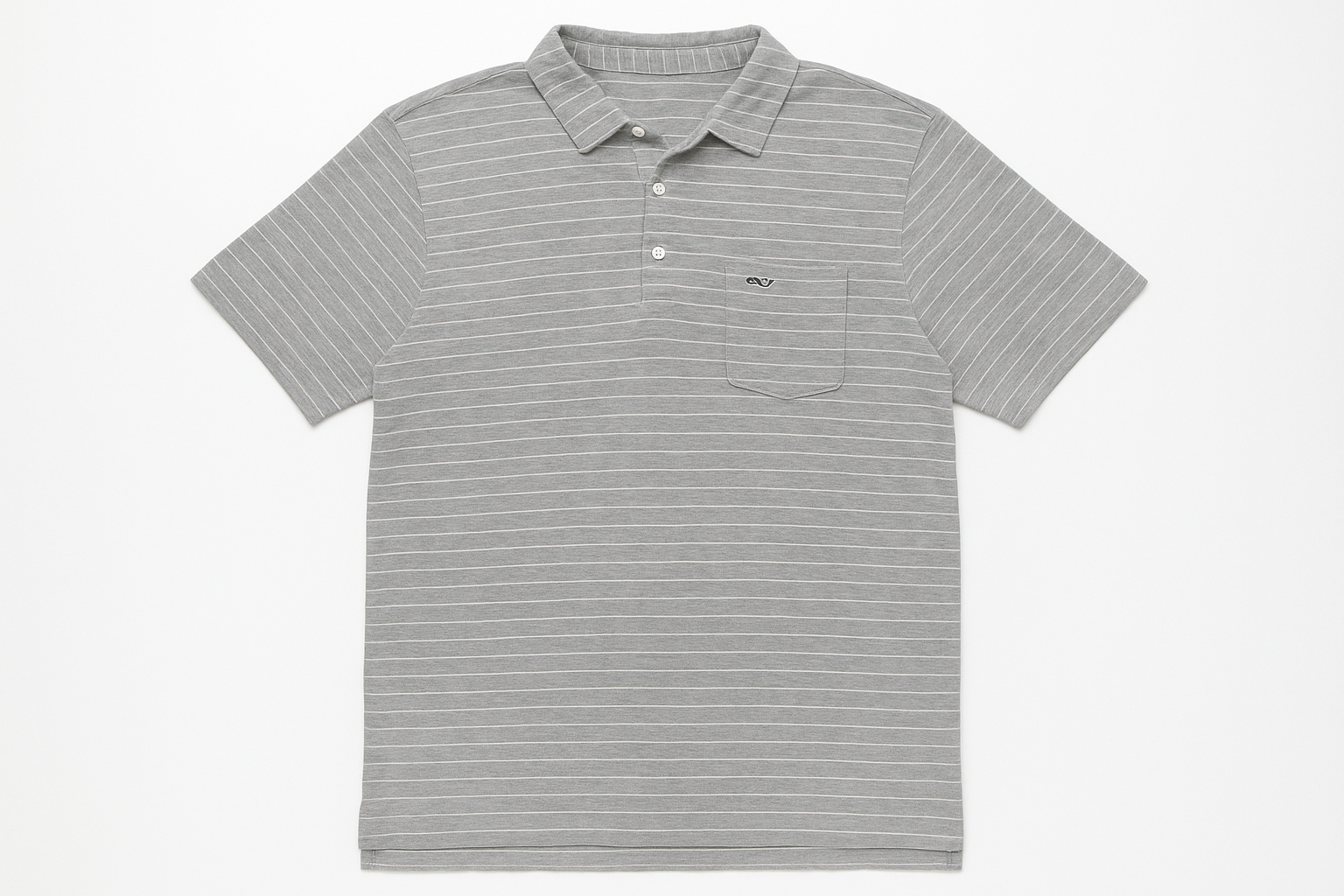 Polo rayado gris y blanco vista frontal plana