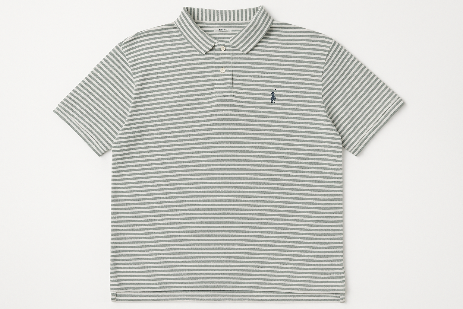 Polo rayado vista frontal plana