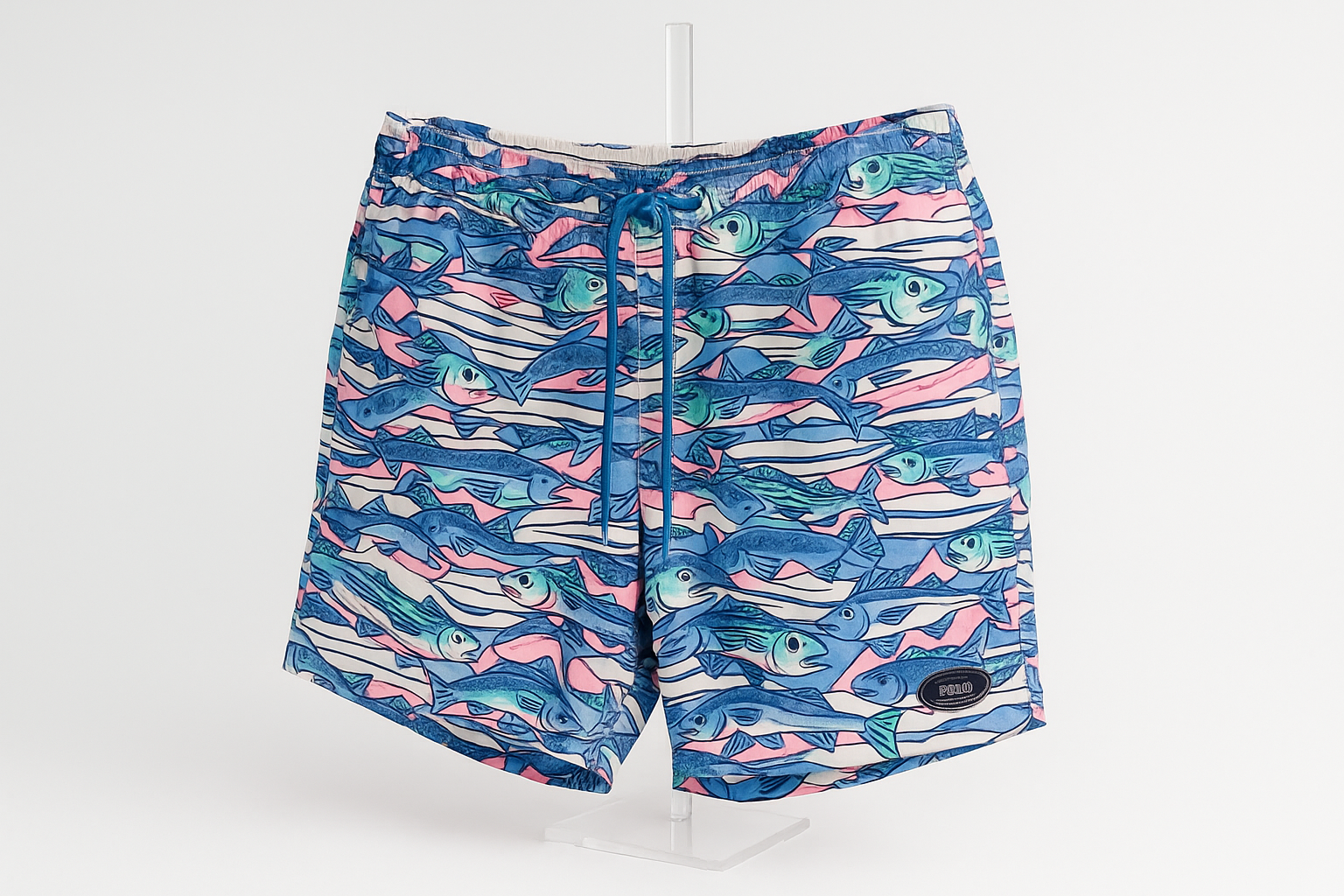 Product Shot 2 - En soporte acrílico