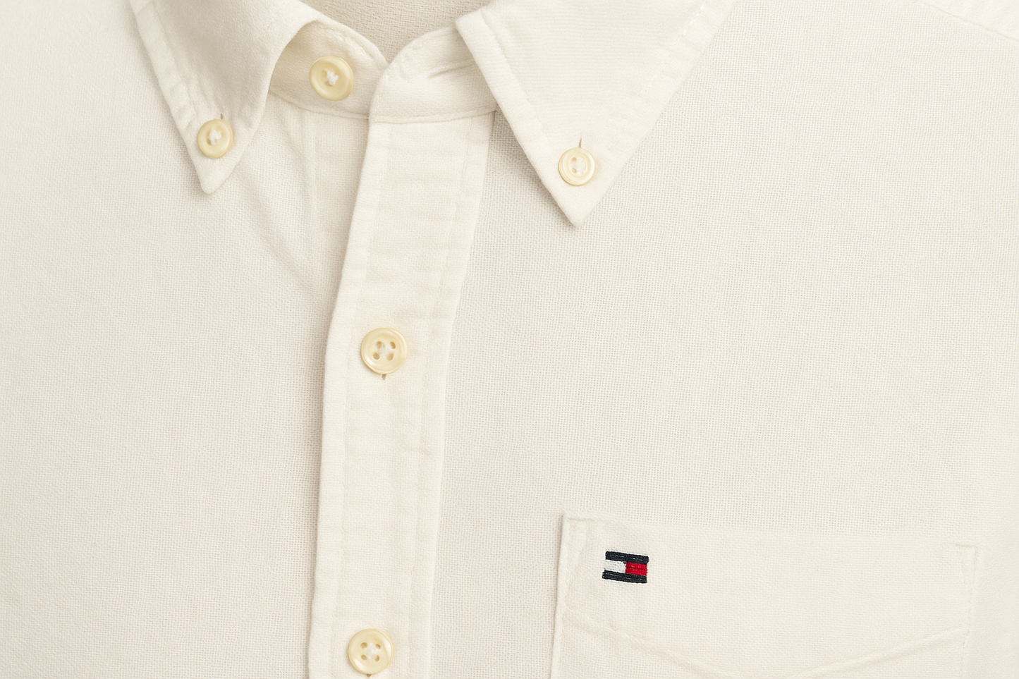 Product Shot 3 - Detalle del collar y bolsillo