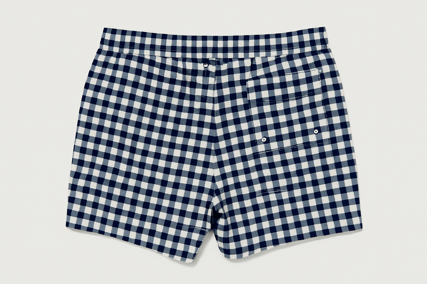 Product Shot 3 - Vista trasera sin cordón