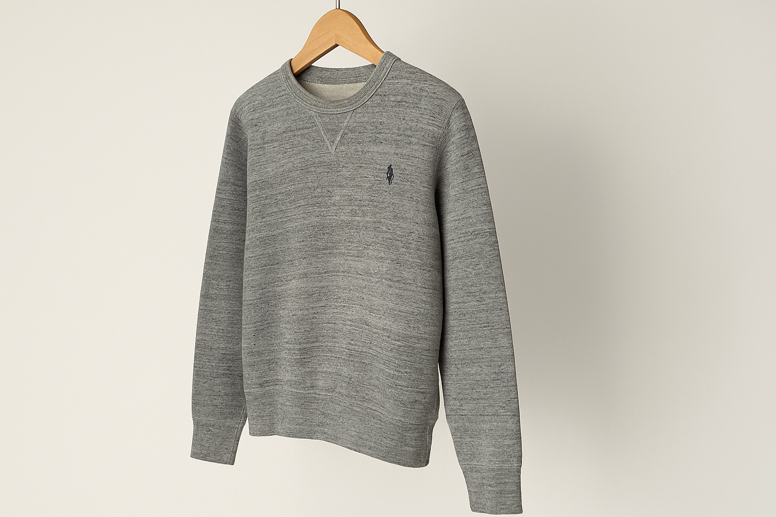 Suéter Polo Ralph Lauren gris - Colgado en percha