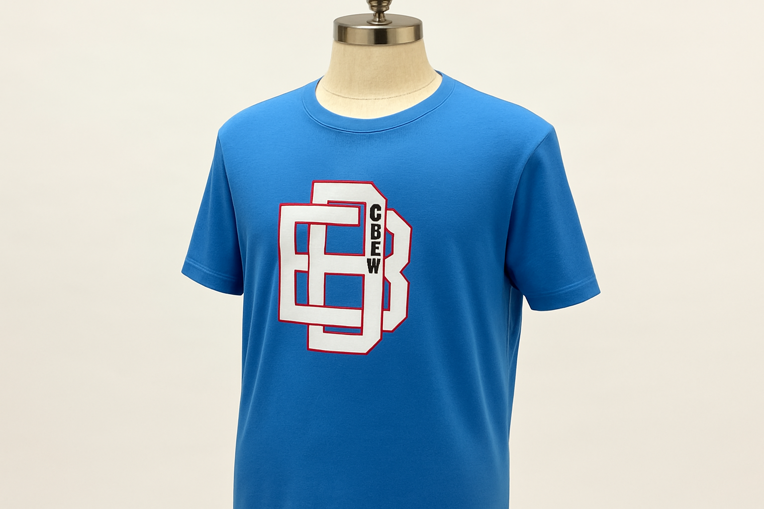 Vista en ángulo tres cuartos - Camiseta azul