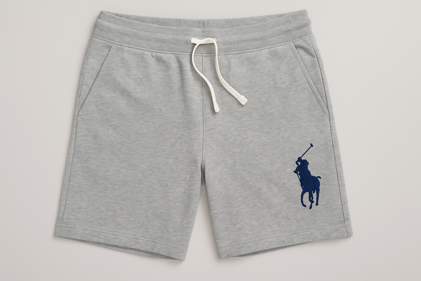 Vista flat lay - cordón blanco corto, short corto