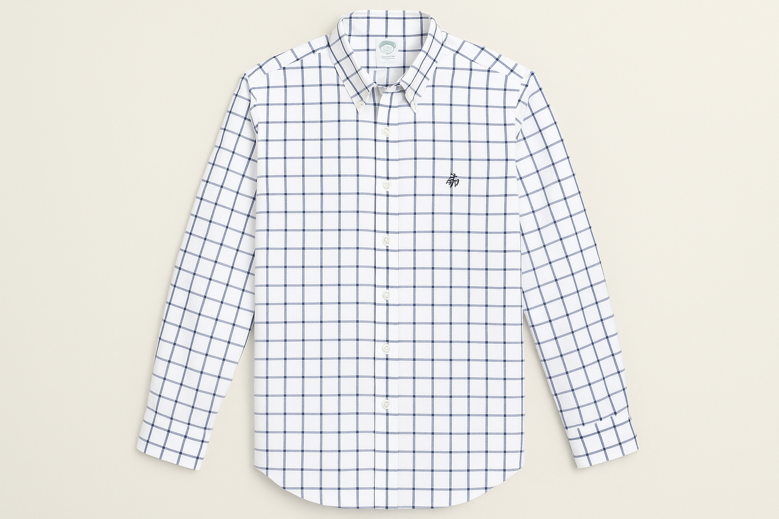 Vista frontal - blanca con cuadros azul navy