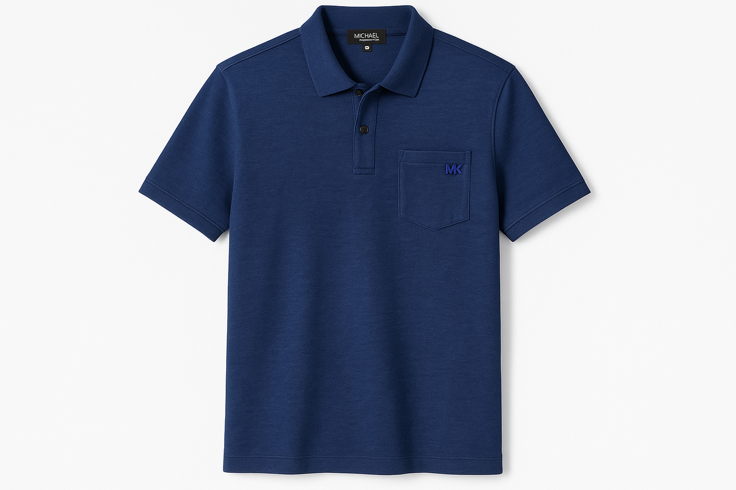 Vista frontal con logo MK en esquina del bolsillo