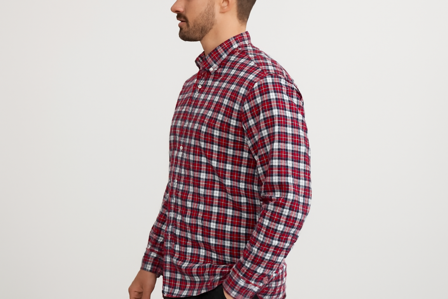 Vista lateral del modelo atlético