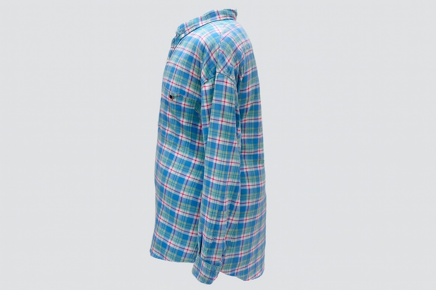 Vista lateral ghost mannequin
