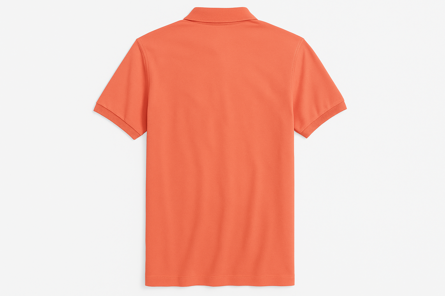 Vista posterior de la camiseta polo Brooks Brothers color #e67658 sin etiquetas