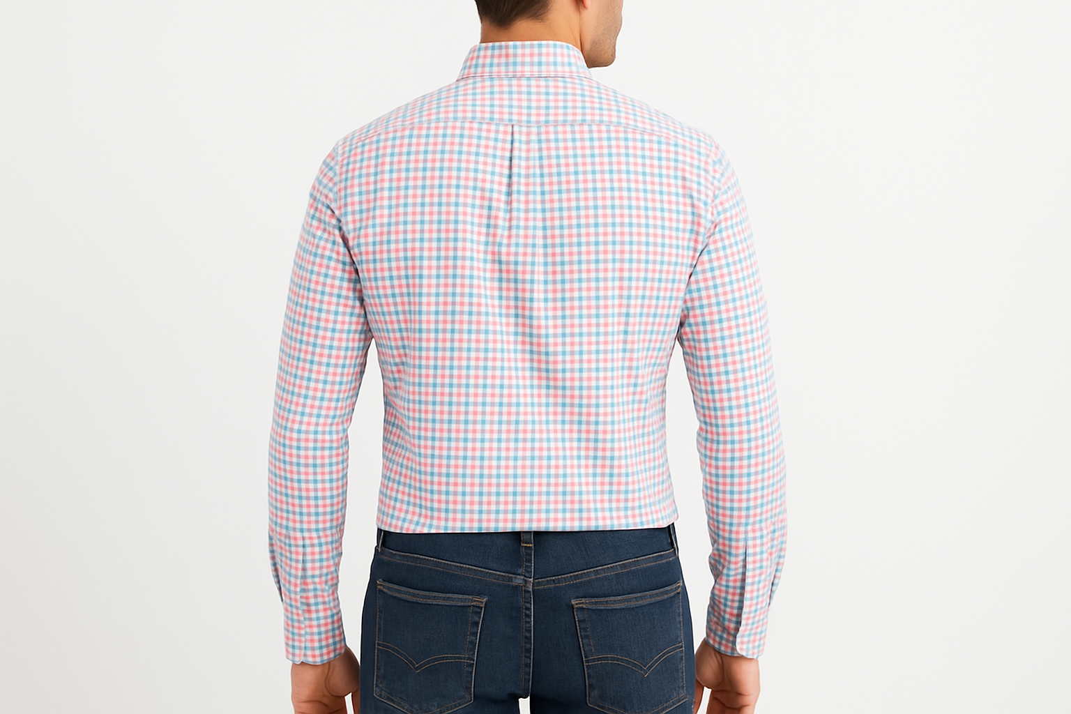 Vista trasera con modelo