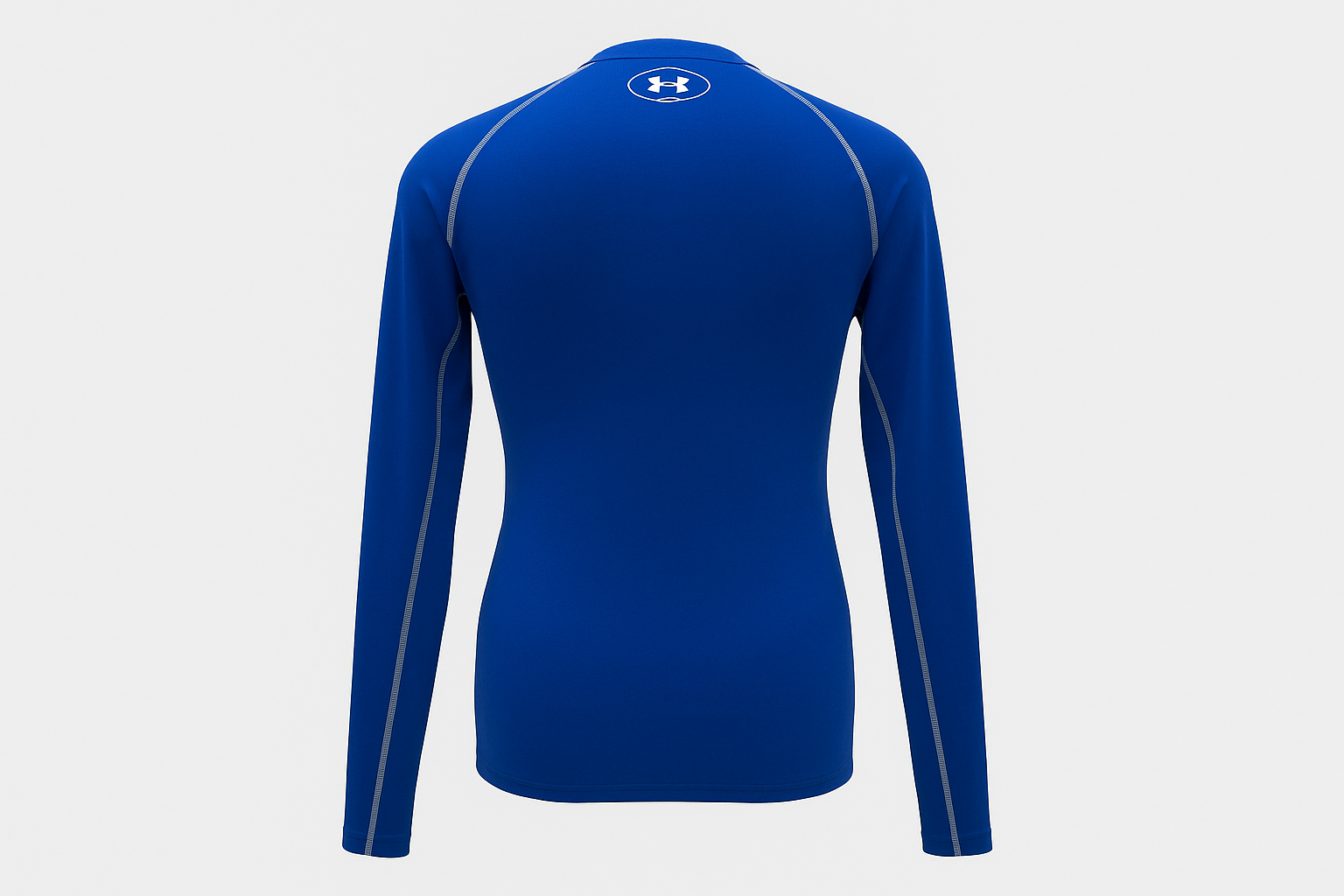 Vista trasera en maniquí invisible