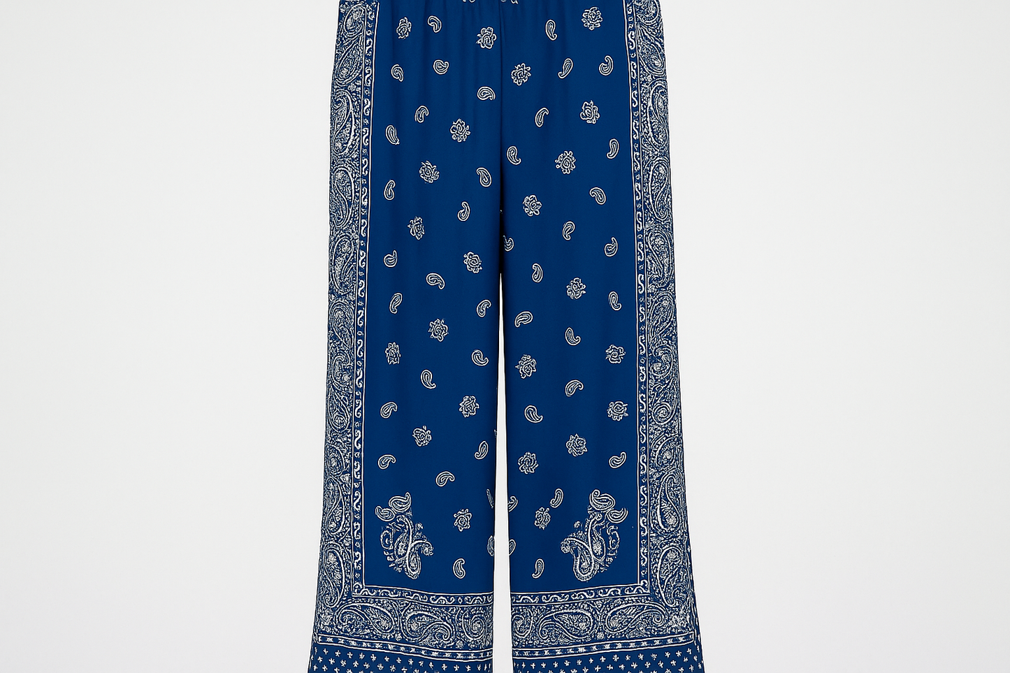 Vista trasera en maniquí invisible