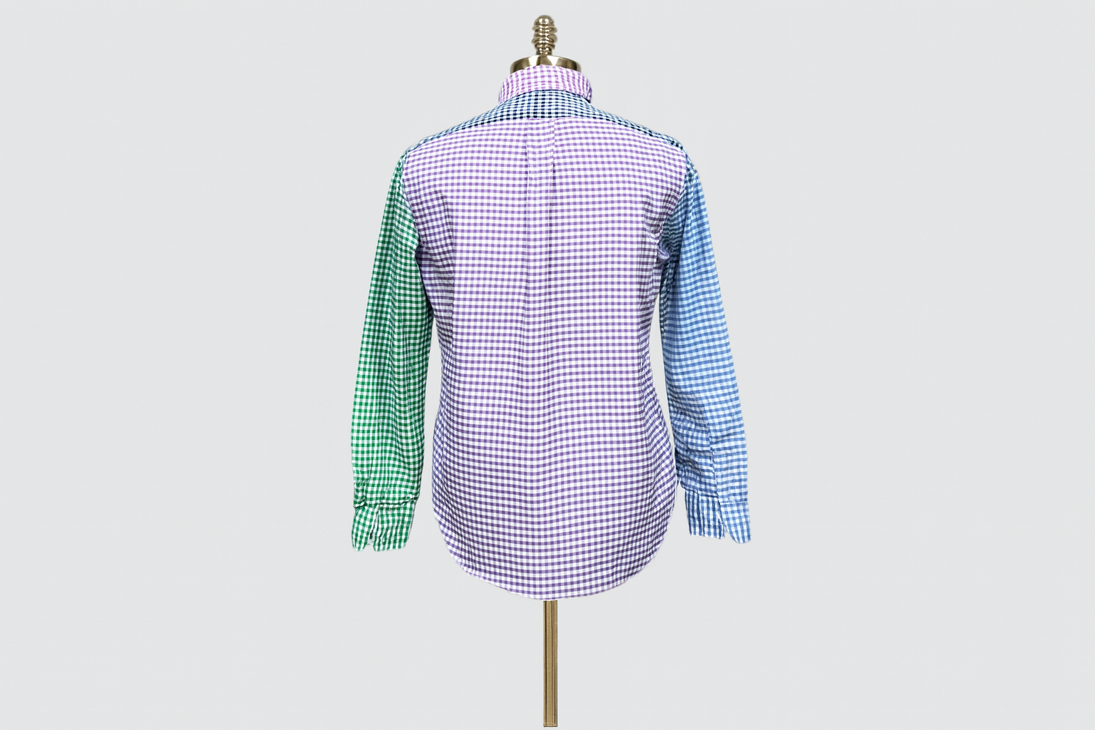 Vista trasera ghost mannequin