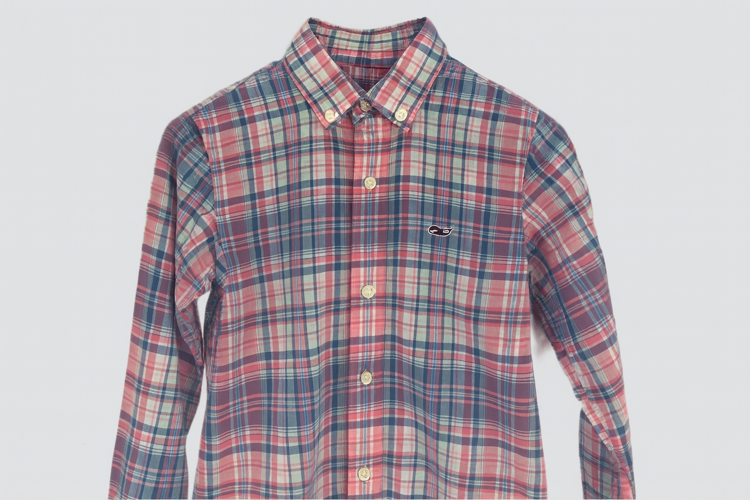 Vista tres cuartos ghost mannequin