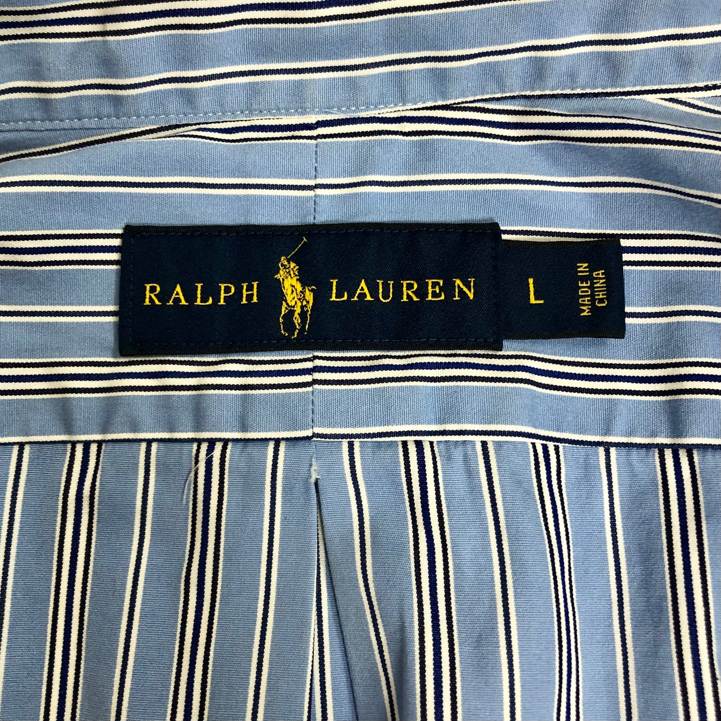 Camisa celeste con patron de rayas en color negro y blanco Polo Ralph Lauren 🏇🏼 Talla L Entalle Regular