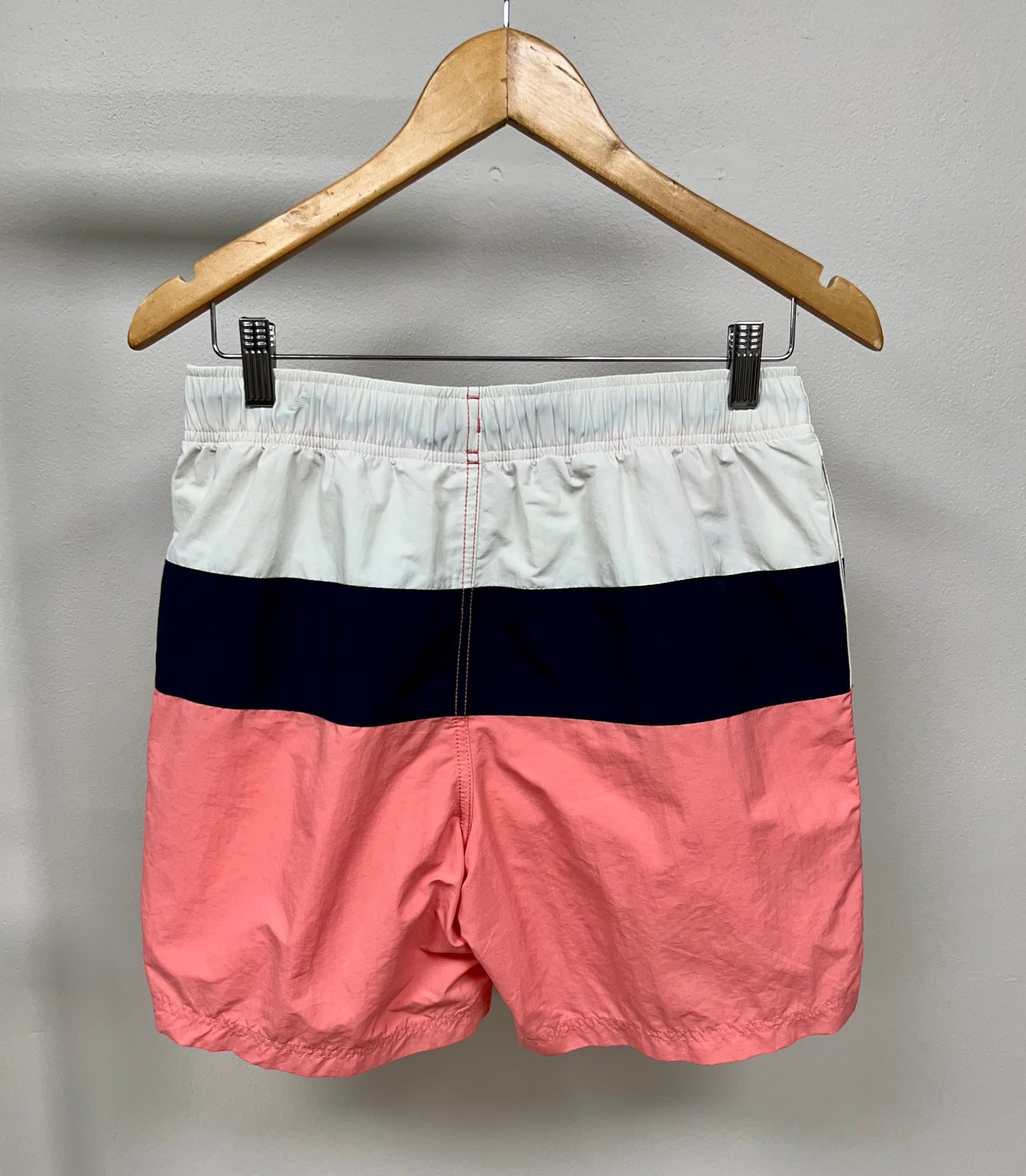 Shorts de baño con franjas en color blanco, azul navy y rosado Nautica ⚓️ talla S