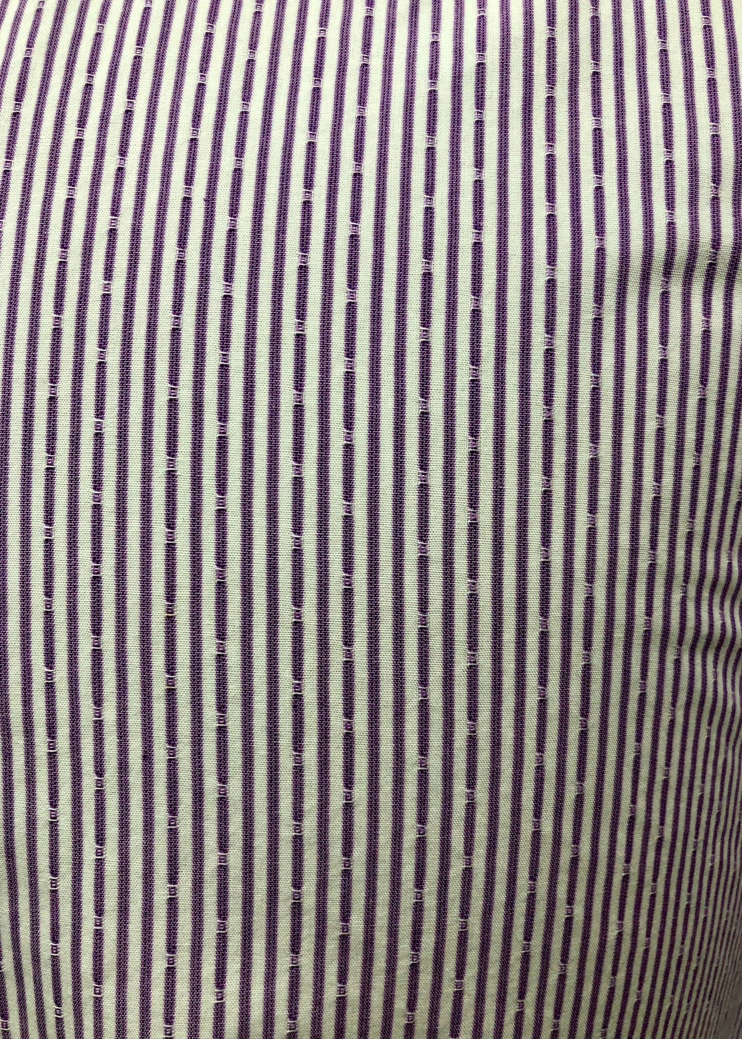 Camisa de botones Michael Kors 🇺🇸 color blanco con rayas en morado Talla L Entalle Slim Fit