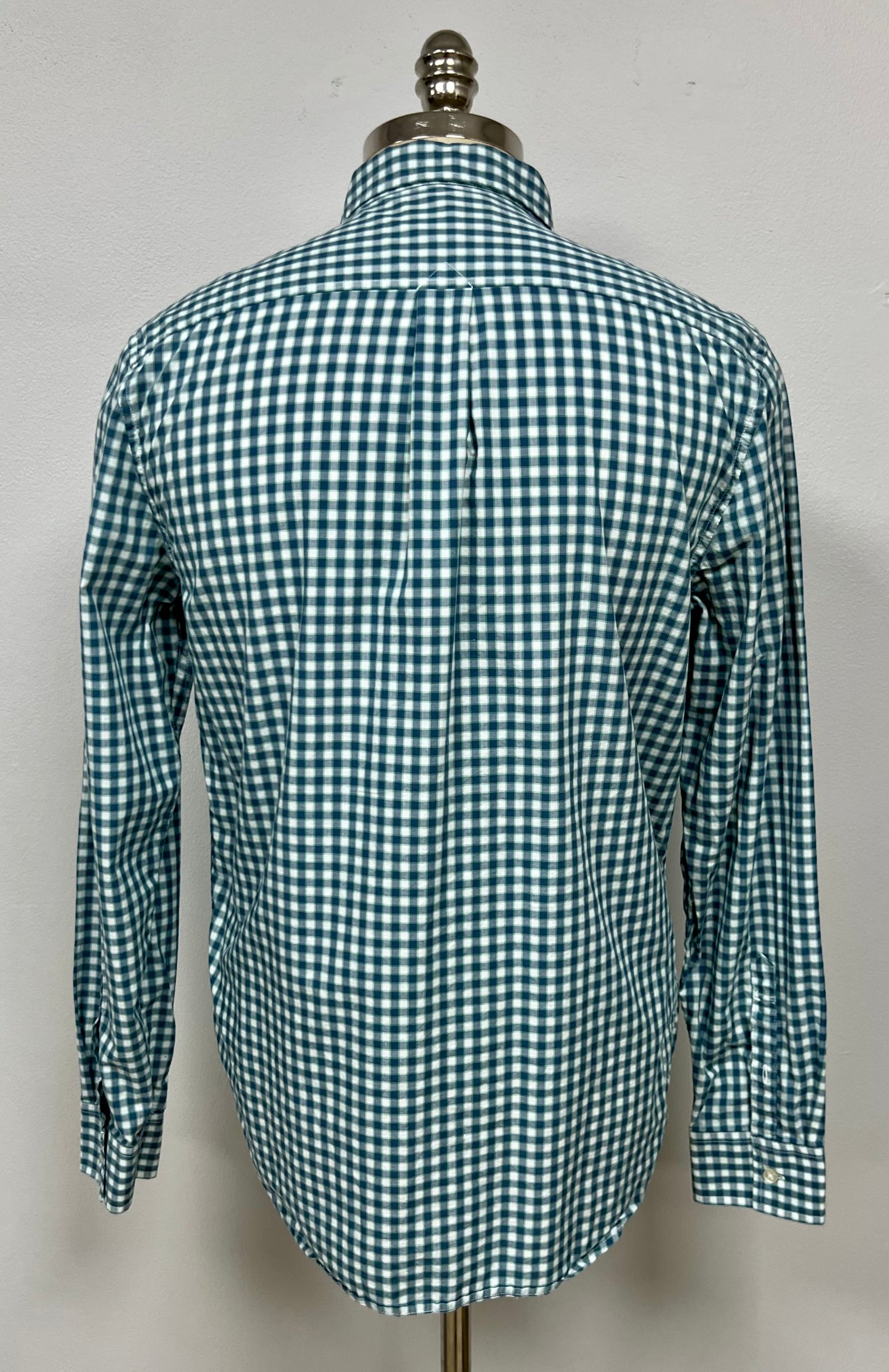 Camisa Lucky Brand 🍀 con patrón de cuadros gingham en color verde oscuro y blanco Talla M Entalle Regular