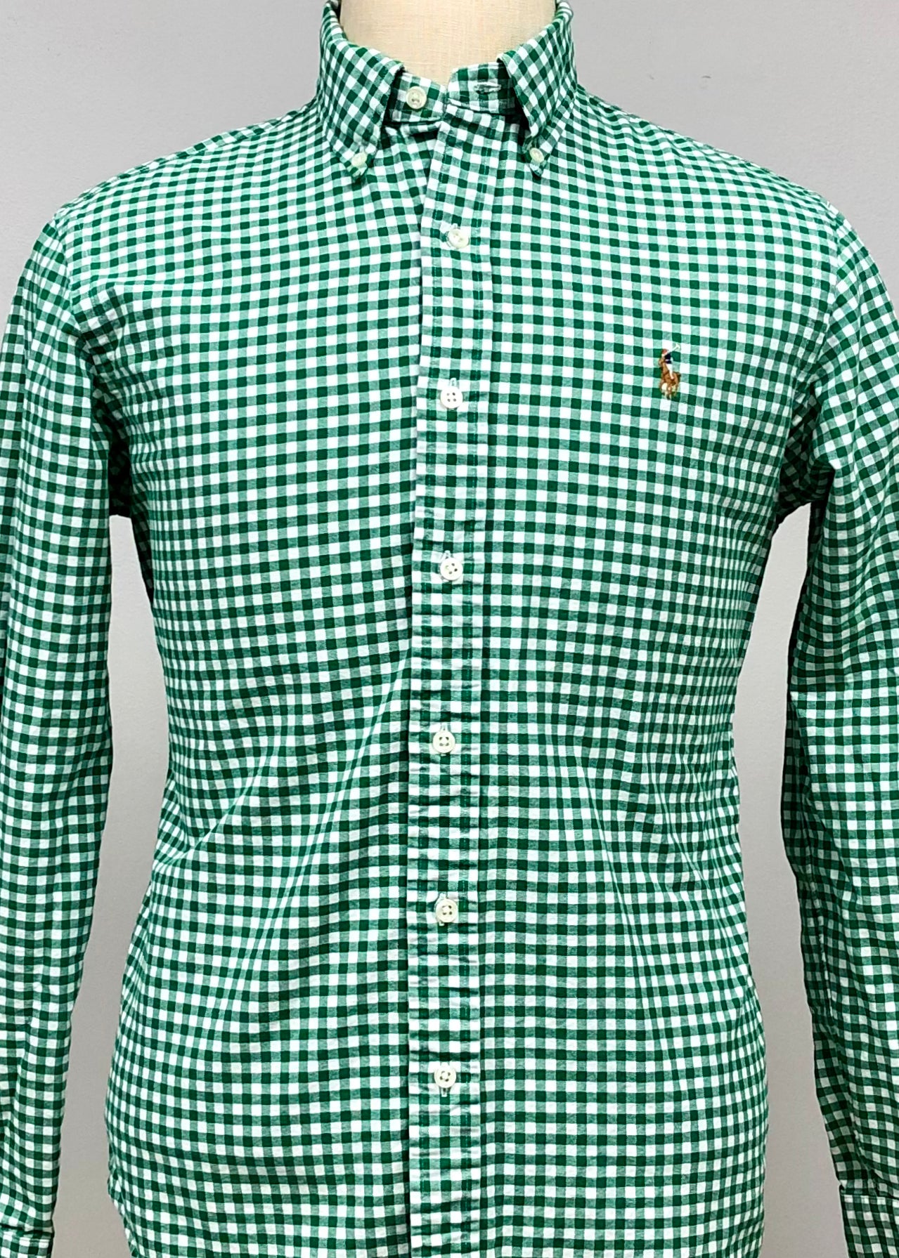 Camisa Polo Ralph Lauren 🏇🏼 con patron de cuadros gingham verde y blanco Talla S Entalle Clásico