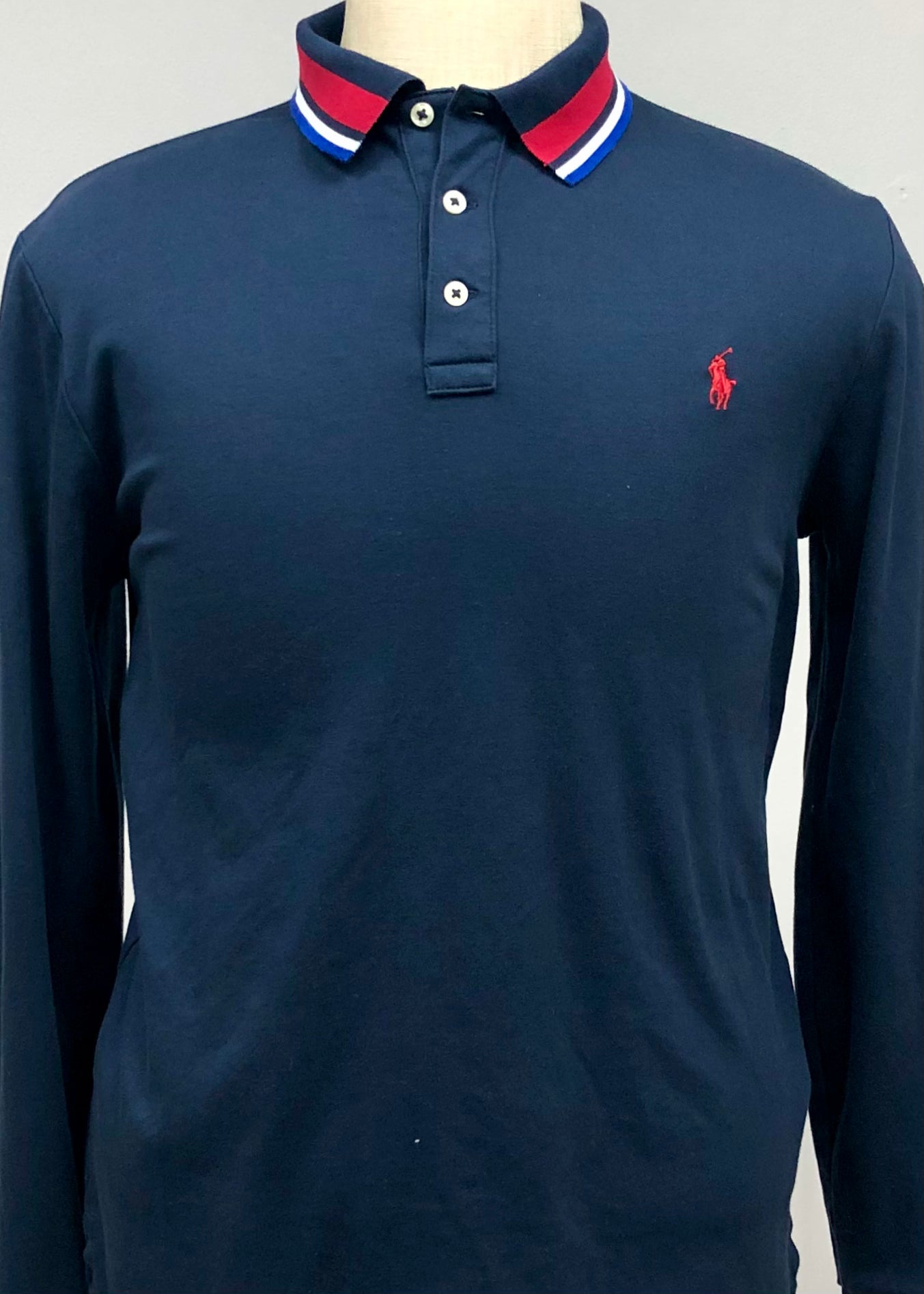 Camiseta Polo Ralph Lauren 🏇🏼 color azul navy Talla L Entalle Custom Slim Fit