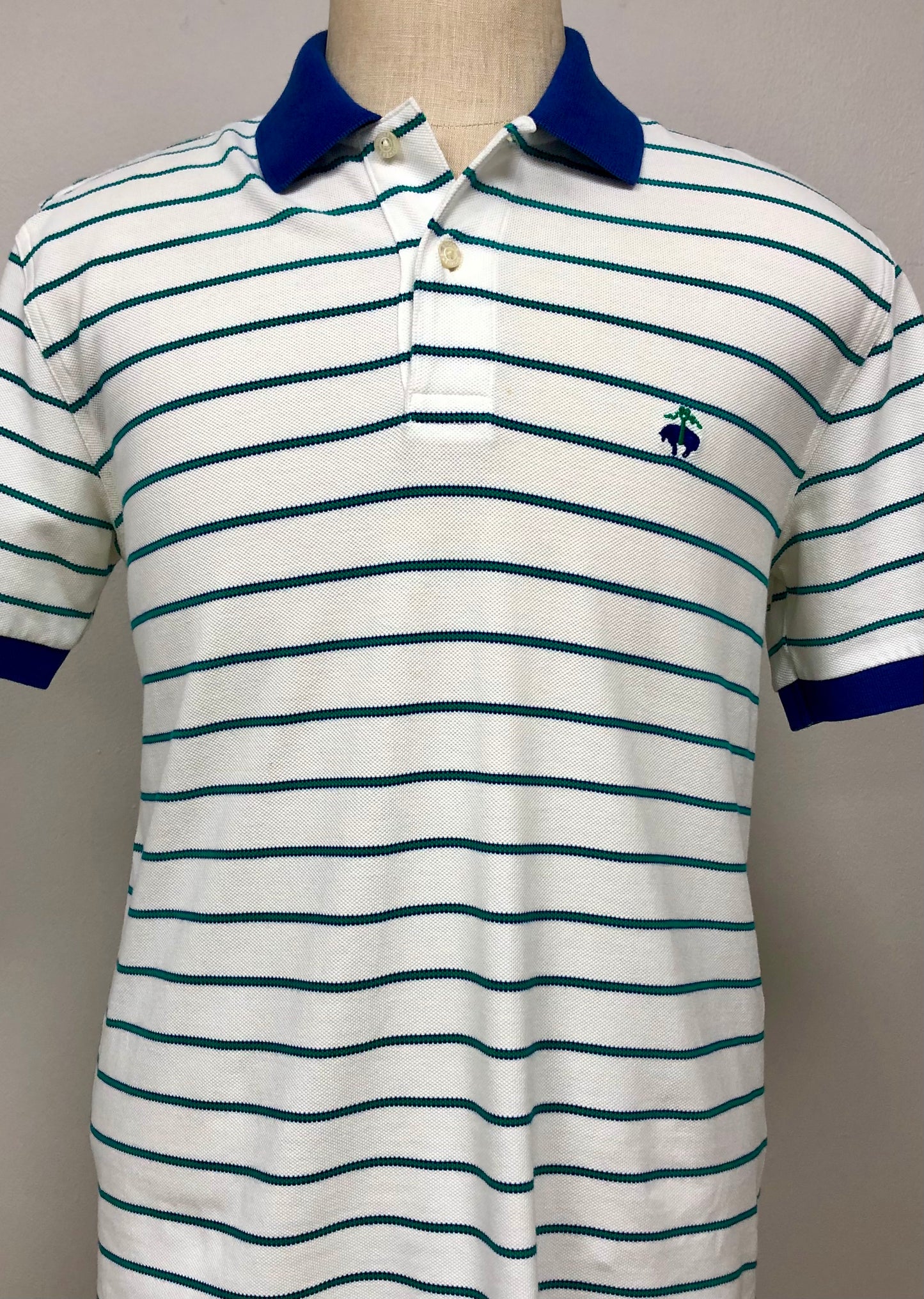 Camiseta Polo Brooks Brothers 🐑 color blanco con rayas en color verde Talla L Entalle Slim Fit