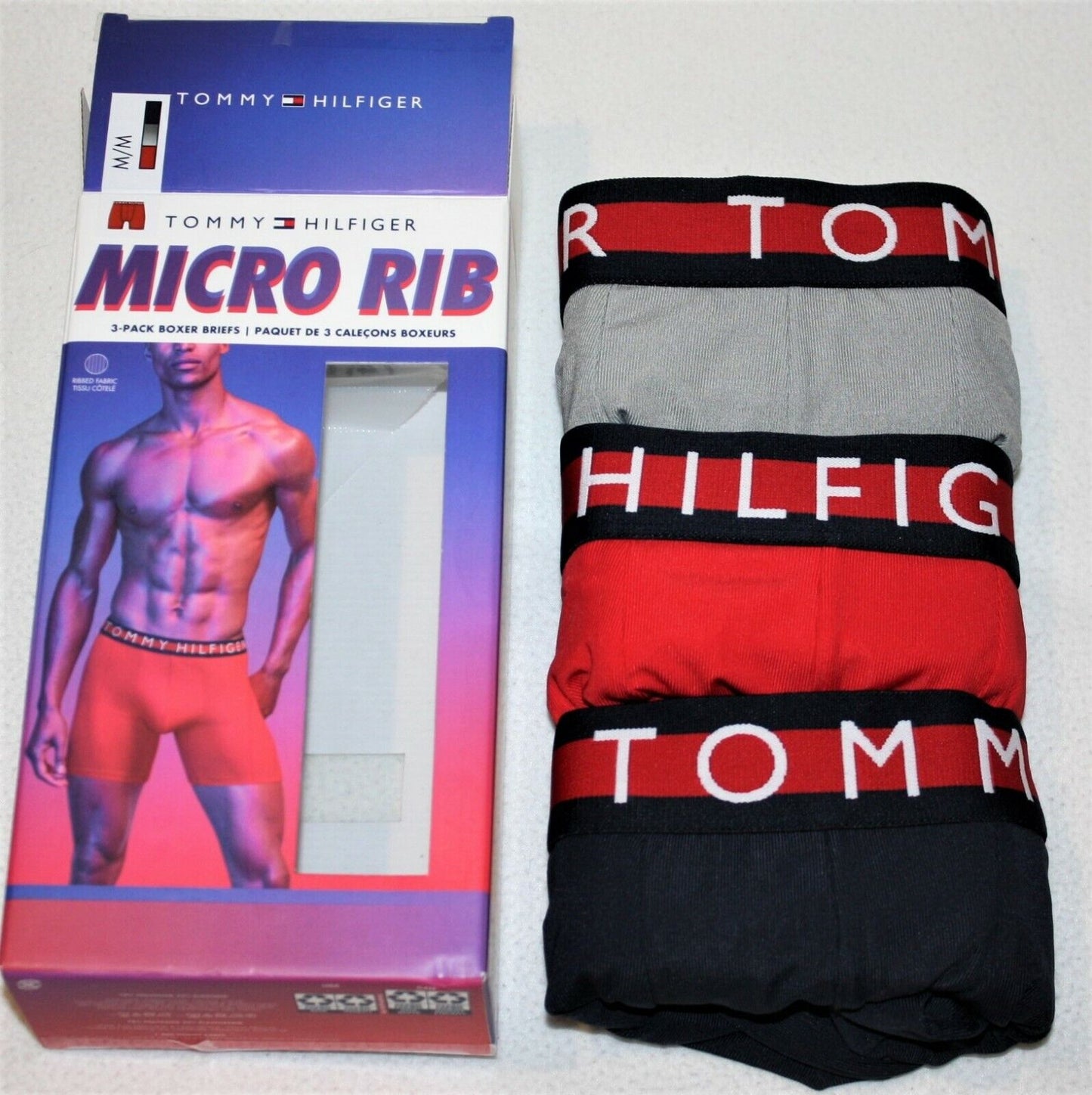 Paquete de 3 Boxers Briefs Tommy Hilfiger 🇺🇸 Tela Micro Rib color Rojo, gris y negro Talla S