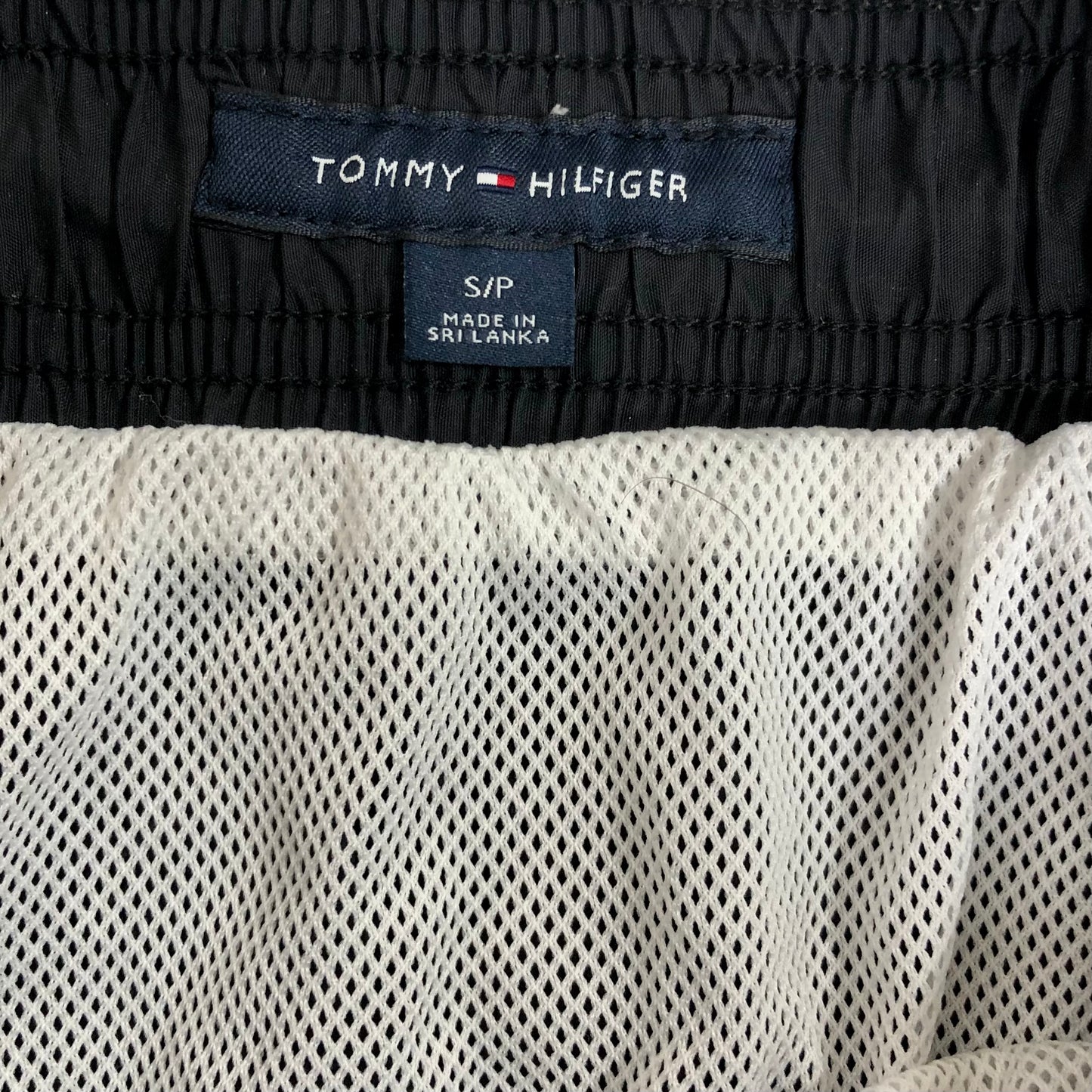 Shorts de baño Tommy Hilfiger 🇺🇸 en color negro talla S