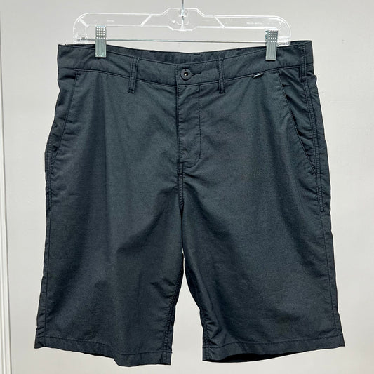 Short Casual Hurley 🏄🏽‍♂️ color Gris oscuro talla 32 (ver descripción)