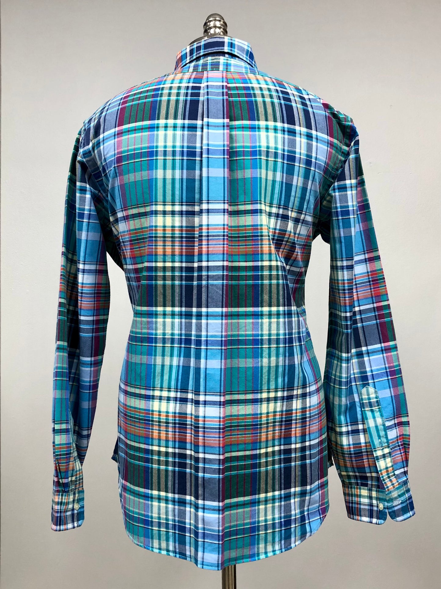 Camisa Polo Ralph Lauren 🏇🏼 con patron de cuadros tartán en color verde esmeralda, azul navy y celeste  Talla M Entalle Slim Fit
